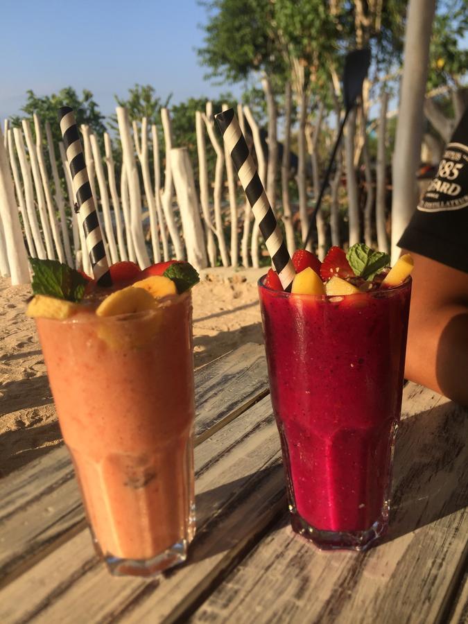 נוסה-למבונגן Tiki Bar And More מראה חיצוני תמונה