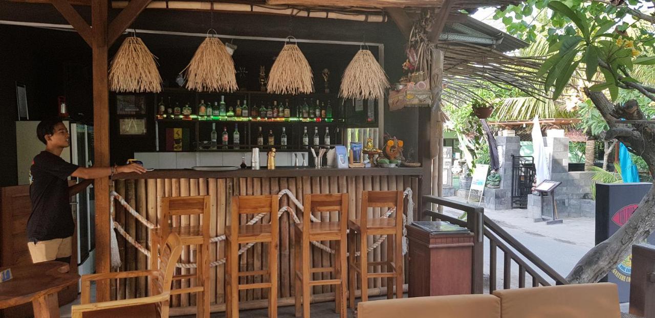 נוסה-למבונגן Tiki Bar And More מראה חיצוני תמונה